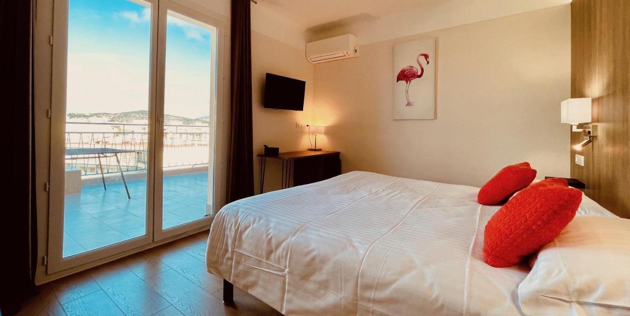 Hotel Courbet Juan-les-Pins Exterior foto